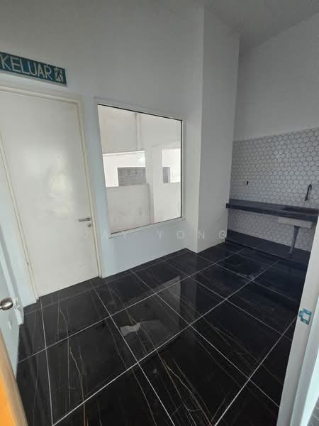 Shop / Office for Rent in Klang (Selangor) - Jay Yong - Interior - PropertyGuru.com.my
