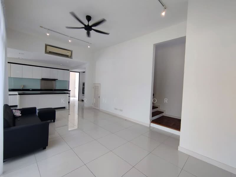 Avira Medini Iskandar untuk Untuk Disewa - RM 5,000 /bulan, Mac 2026 - Living Room - PropertyGuru.com.my