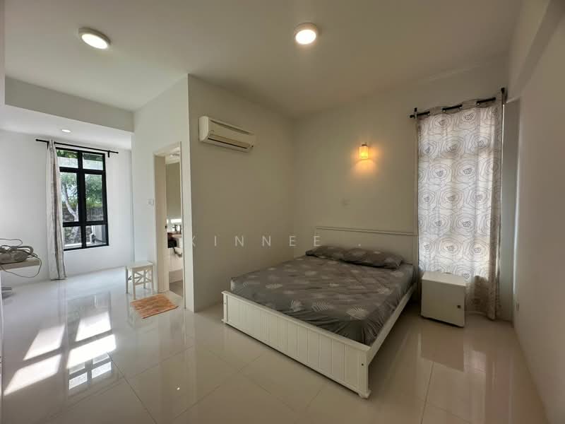 Moonlight Bay untuk Untuk Disewa - RM 6,800 /bulan, Mac 2026 - Bedroom - PropertyGuru.com.my
