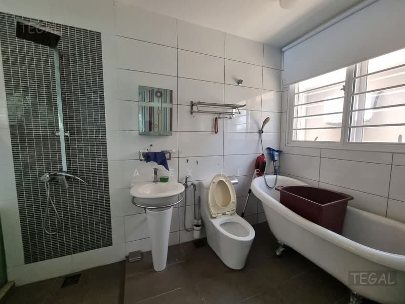 Bukit Tinggi Klang untuk Untuk Dijual - RM 2,388,000, Mac 2026 - Bathroom - PropertyGuru.com.my