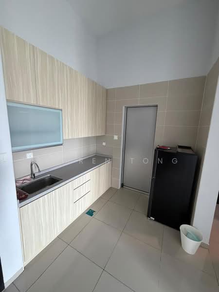 Wave @ Marina Cove untuk Untuk Disewa - RM 2,500 /bulan, Mac 2026 - Kitchen - PropertyGuru.com.my
