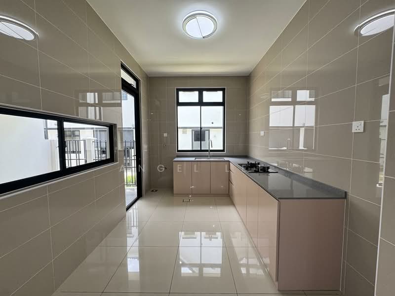 Cluster House for Rent in Taman Ekoflora (Johor Bahru) - Angel Lee - Kitchen - PropertyGuru.com.my