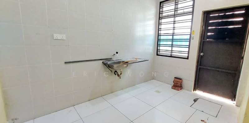 1-storey Terraced House for Sale in Kulai (Johor) - Eric Wong - Kitchen - PropertyGuru.com.my