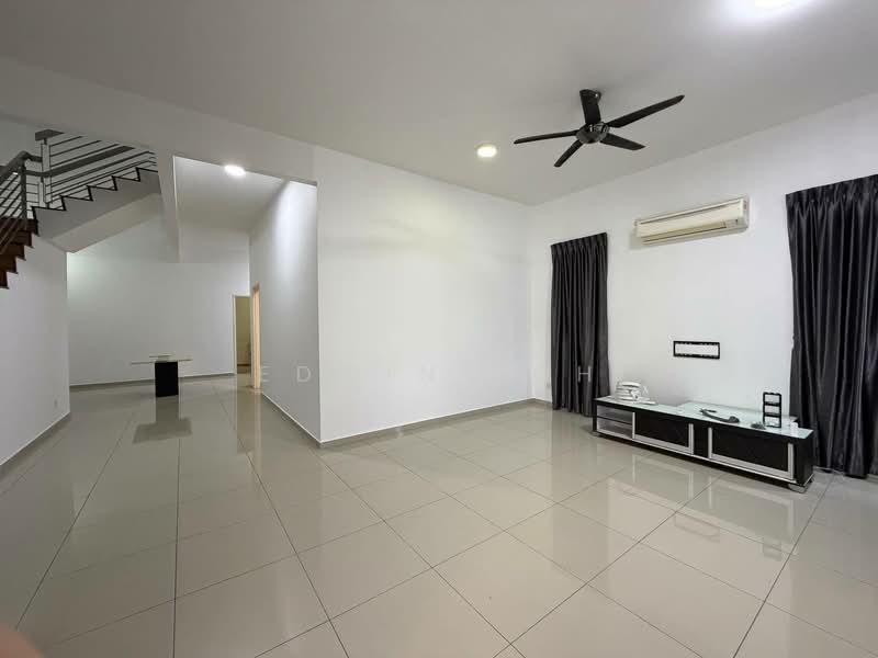 Cluster House for Rent in Bukit Indah (Iskandar Puteri (Nusajaya)) - Edwin Toh - Living Room - PropertyGuru.com.my