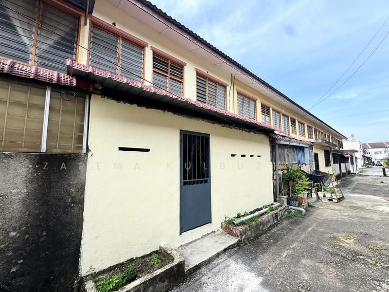 Terraced House for Sale in Klang (Selangor) - Zarema Kulbuzheva - Exterior - PropertyGuru.com.my