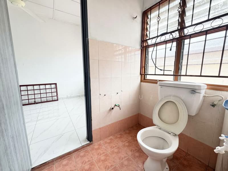Terraced House for Sale in Klang (Selangor) - Zarema Kulbuzheva - Bathroom - PropertyGuru.com.my