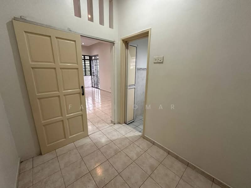 Semi-Detached House for Sale in Bandar Seri Putra (Bangi) - Fazri Omar - Interior - PropertyGuru.com.my