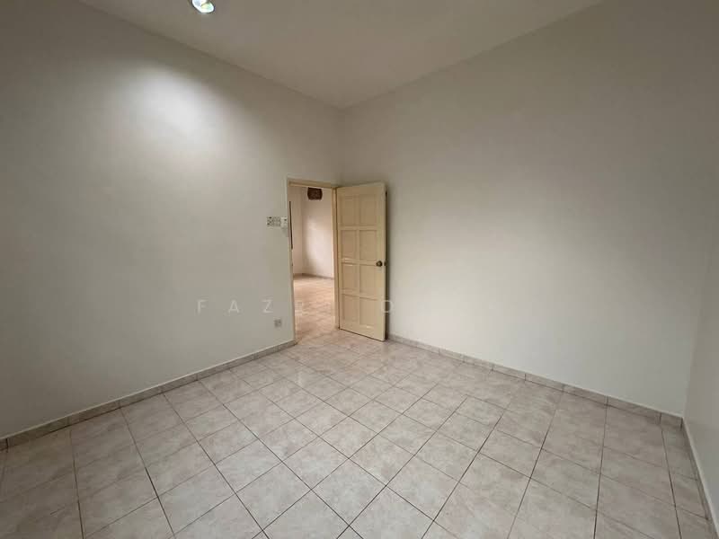 Semi-Detached House for Sale in Bandar Seri Putra (Bangi) - Fazri Omar - Interior - PropertyGuru.com.my