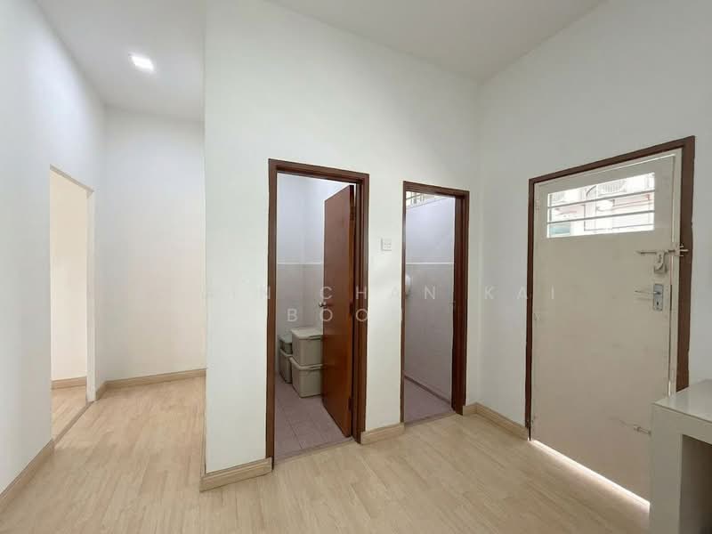 Shop / Office for Sale in Taman Kota Laksamana (Melaka City) - Alvin Chan Kai Boon - Interior - PropertyGuru.com.my