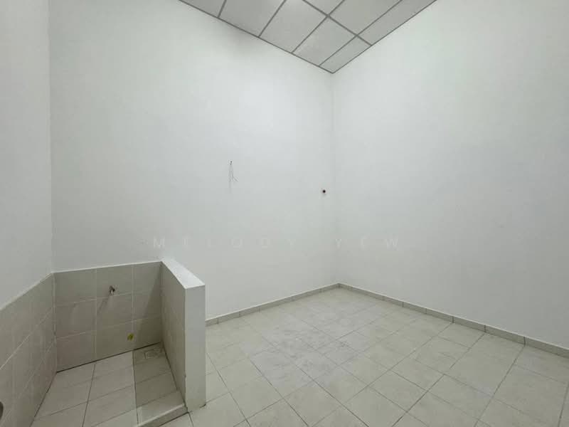 Factory for Rent in Gelang Patah (Johor) - Melody Yew - Interior - PropertyGuru.com.my