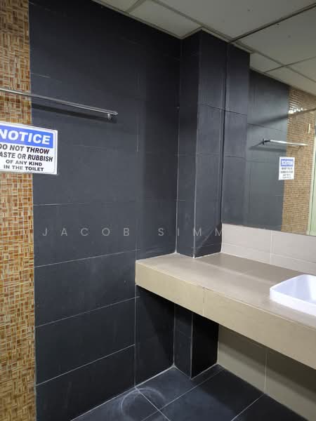 Shop for Rent in Bangsar (Kuala Lumpur) - Jacob Simmon - Bathroom - PropertyGuru.com.my