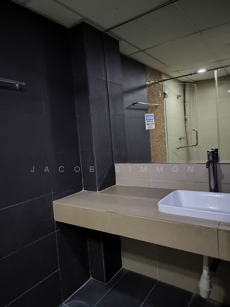 Shop for Rent in Bangsar (Kuala Lumpur) - Jacob Simmon - Bathroom - PropertyGuru.com.my