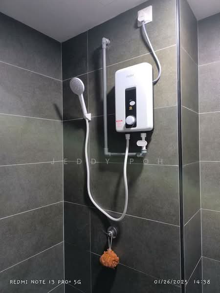 Service Residence for Sale at Midas @ Seri Alam - Jeddy Poh - Bathroom - PropertyGuru.com.my