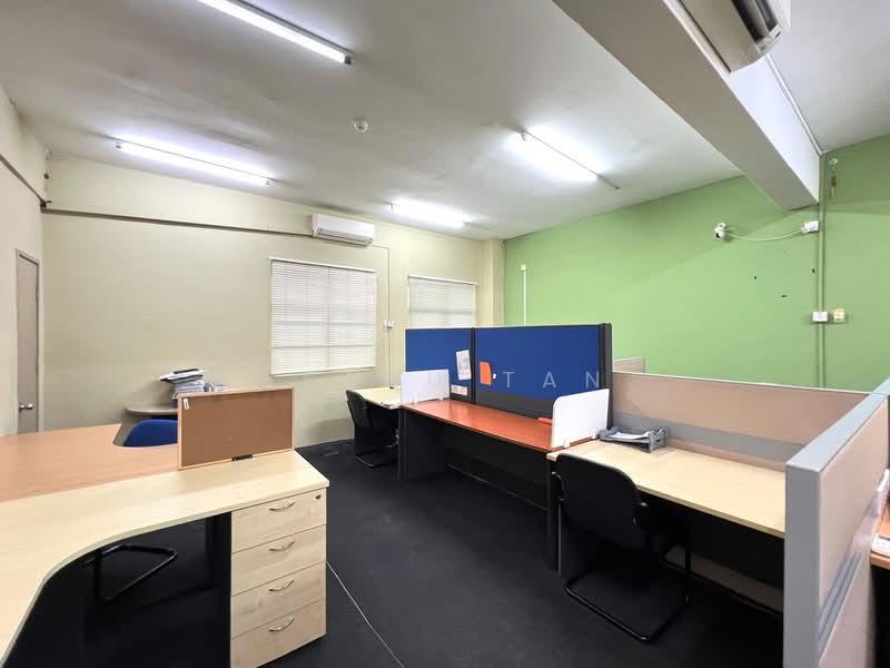Office for Rent in Taman Maluri (Cheras) - Keanu Tan - Interior - PropertyGuru.com.my