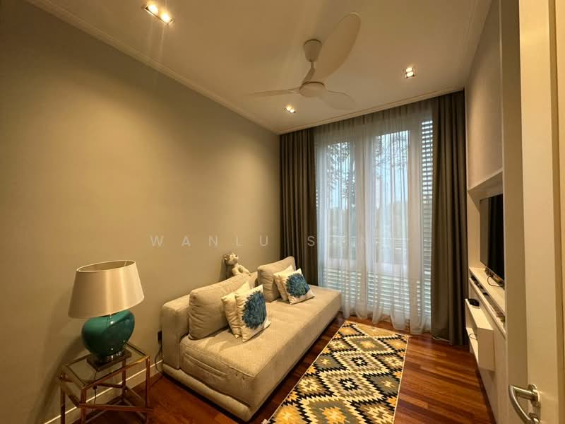 Condominium for Sale at Pavilion Hilltop - Wanlu Sang - Living Room - PropertyGuru.com.my