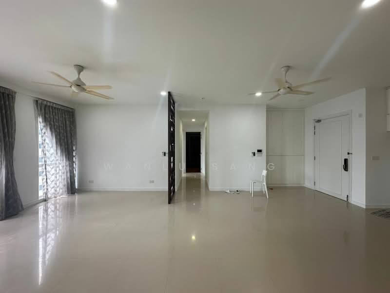 Kondominium untuk Dijual di Pavilion Hilltop - Wanlu Sang - Living Room - PropertyGuru.com.my