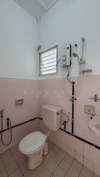 Apartment for Rent at Desa View Towers - Brandon Chin - Bathroom - PropertyGuru.com.my