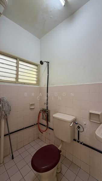 Apartment for Rent at Desa View Towers - Brandon Chin - Bathroom - PropertyGuru.com.my