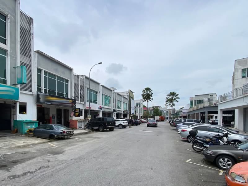 [1st Floor w/ Balcony, End Lot] Taman Equine 10 untuk Untuk Disewa - RM 3,000 /bulan, Mac 2026 - Exterior - PropertyGuru.com.my