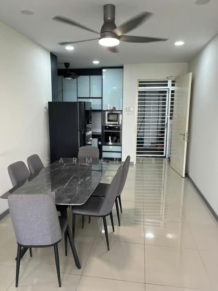 United Point (Residensi Berpadu) untuk Untuk Disewa - RM 2,700 /bulan, Mac 2026 - Dining Room - PropertyGuru.com.my