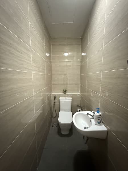 Servis Apartment untuk Dijual di Setia SKY Residences - Christine Ler - Bathroom - PropertyGuru.com.my