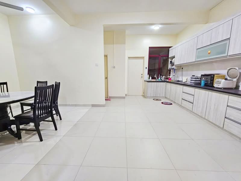 2-storey Terraced House for Sale in Taman Mutiara Rini (Skudai) - Loong Hing Liong - Kitchen - PropertyGuru.com.my