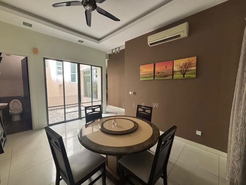 2-storey Terraced House for Sale in East Ledang (Iskandar Puteri (Nusajaya)) - Ken Liew - Dining Room - PropertyGuru.com.my
