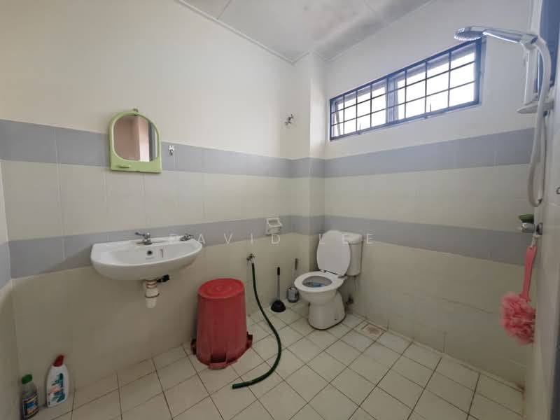 2-storey Terraced House for Rent in Kota Emerald (Rawang) - David Lee - Bathroom - PropertyGuru.com.my