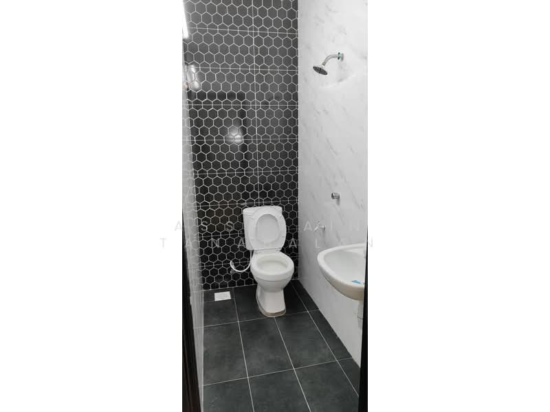 Townhouse for Sale in Taman Tampoi Indah (Tampoi) - Asshvain Tanabalan - PropertyGuru.com.my