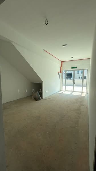 Semi-D Factory for Rent in Sungai Bakap (Penang) - Lucas Lim - Entrance - PropertyGuru.com.my