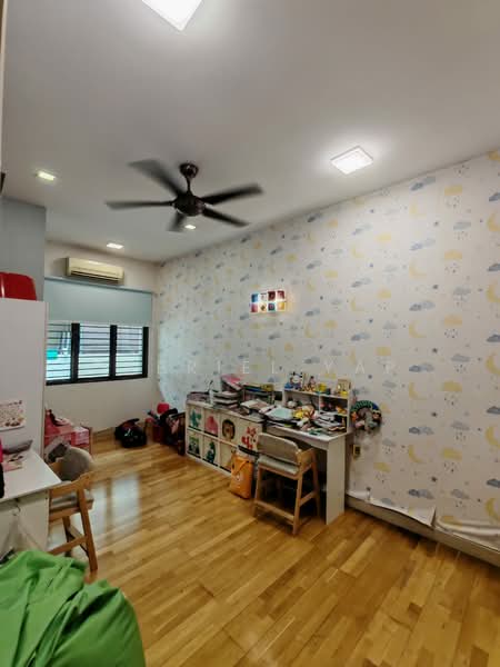 Rumah Teres 2 Tingkat untuk Dijual di Desa Parkcity (Kuala Lumpur) - Gabriel Yap - Study - PropertyGuru.com.my