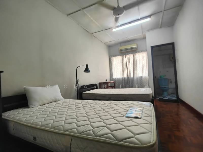 2-storey Terraced House for Sale in SS 21, Damansara Utama (Petaling Jaya) - Richard Liew - Bedroom - PropertyGuru.com.my