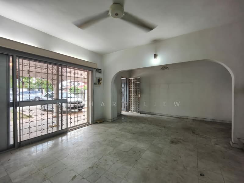 Rumah Teres 2 Tingkat untuk Dijual di SS 21, Damansara Utama (Petaling Jaya) - Richard Liew - Living Room - PropertyGuru.com.my