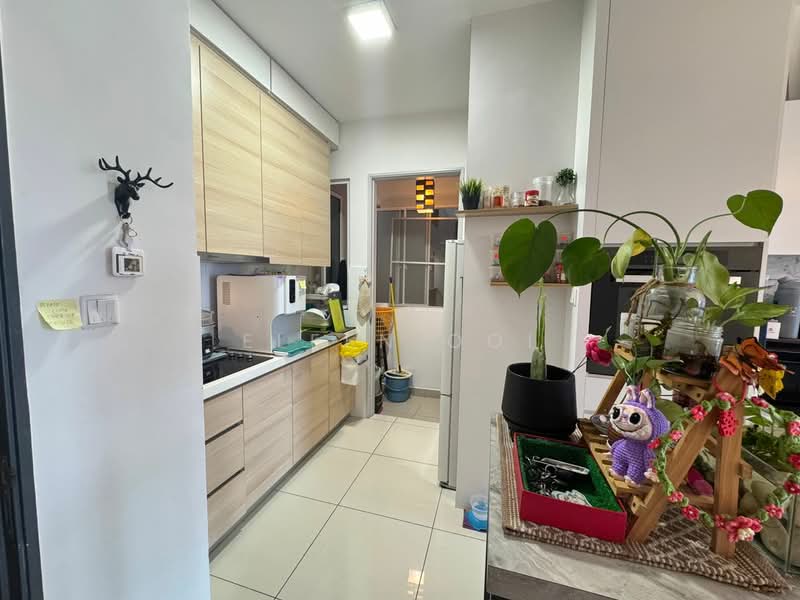 Service Residence for Rent at RYAN & MIHO - Eleen Ooi - Kitchen - PropertyGuru.com.my