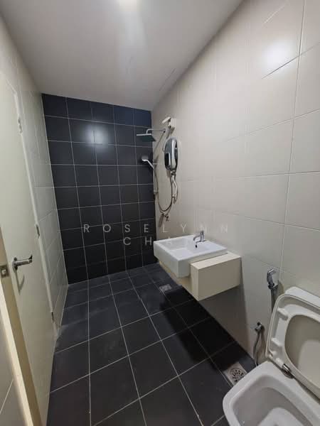 Service Residence for Rent at Meridin Suites @ The Meridin - Roselynn Chai - Bathroom - PropertyGuru.com.my