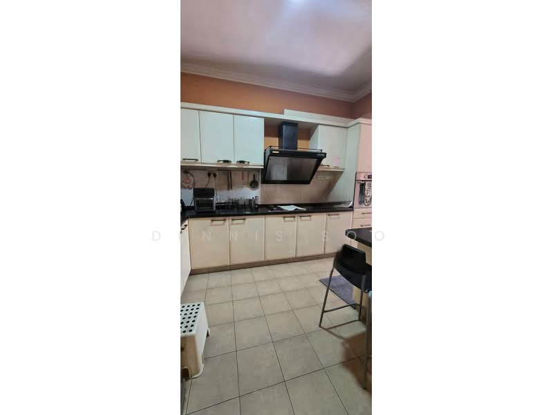 2-storey Terraced House for Sale in Bandar Utama (Selangor) - Dennis Soo - Kitchen - PropertyGuru.com.my