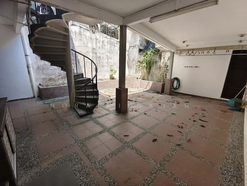 3.5-storey Terraced House for Sale in Ampang Jaya (Ampang) - Noraini Dahan - Exterior - PropertyGuru.com.my