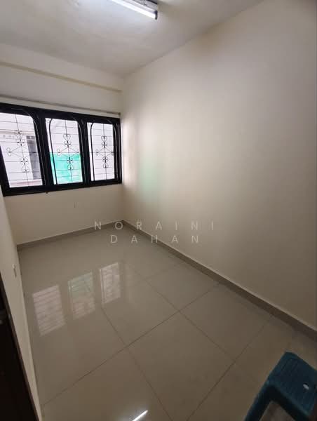3.5-storey Terraced House for Sale in Ampang Jaya (Ampang) - Noraini Dahan - Interior - PropertyGuru.com.my