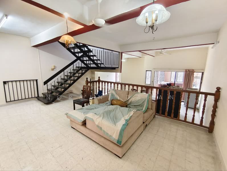3.5-storey Terraced House for Sale in Ampang Jaya (Ampang) - Noraini Dahan - Living Room - PropertyGuru.com.my