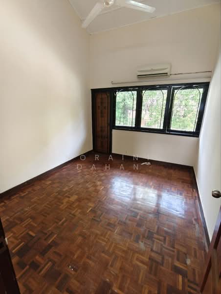 3.5-storey Terraced House for Sale in Ampang Jaya (Ampang) - Noraini Dahan - Interior - PropertyGuru.com.my