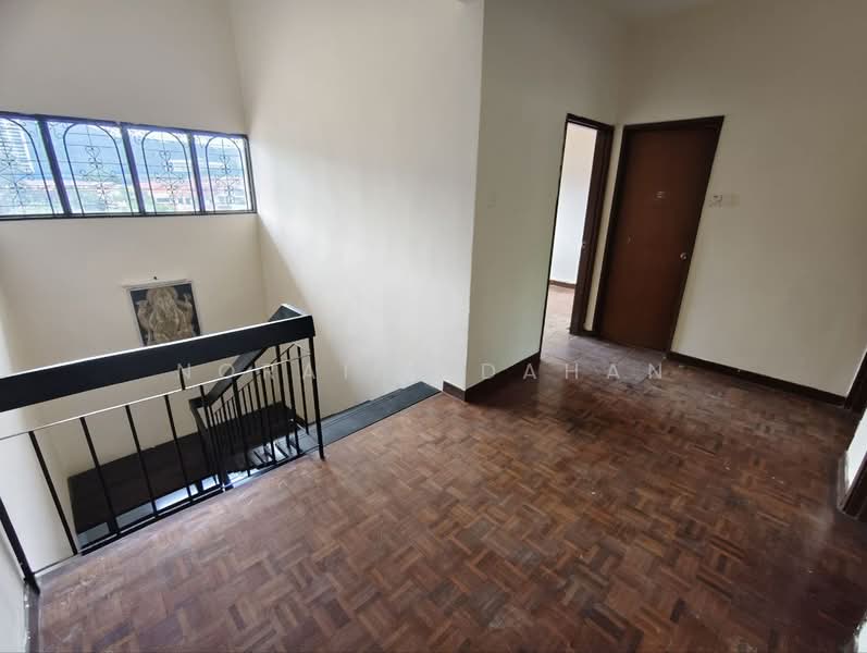 3.5-storey Terraced House for Sale in Ampang Jaya (Ampang) - Noraini Dahan - Interior - PropertyGuru.com.my