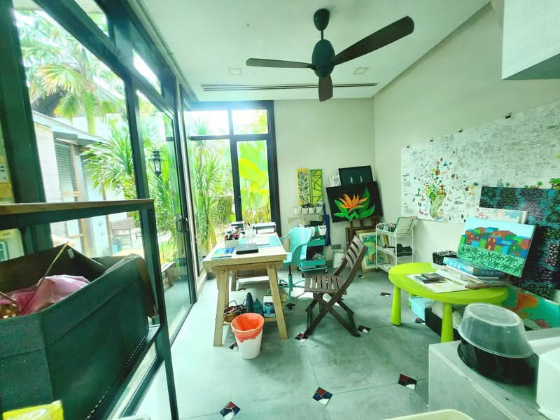 Bungalow for Sale in Bukit Jelutong (Shah Alam) - Sarah . - Study - PropertyGuru.com.my
