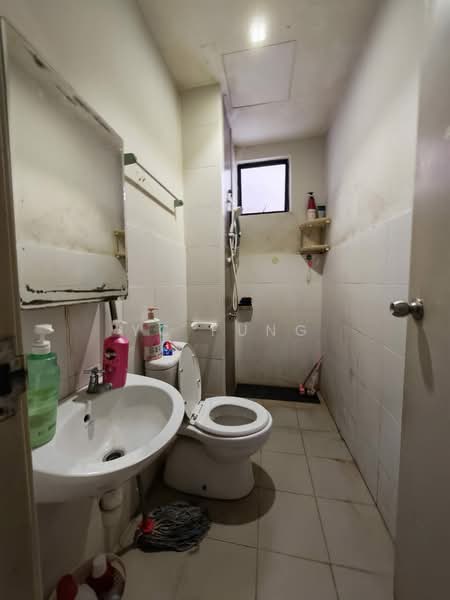 Jentayu Residensi @ Tampoi untuk Untuk Dijual - RM 380,000, Mac 2026 - Bathroom - PropertyGuru.com.my