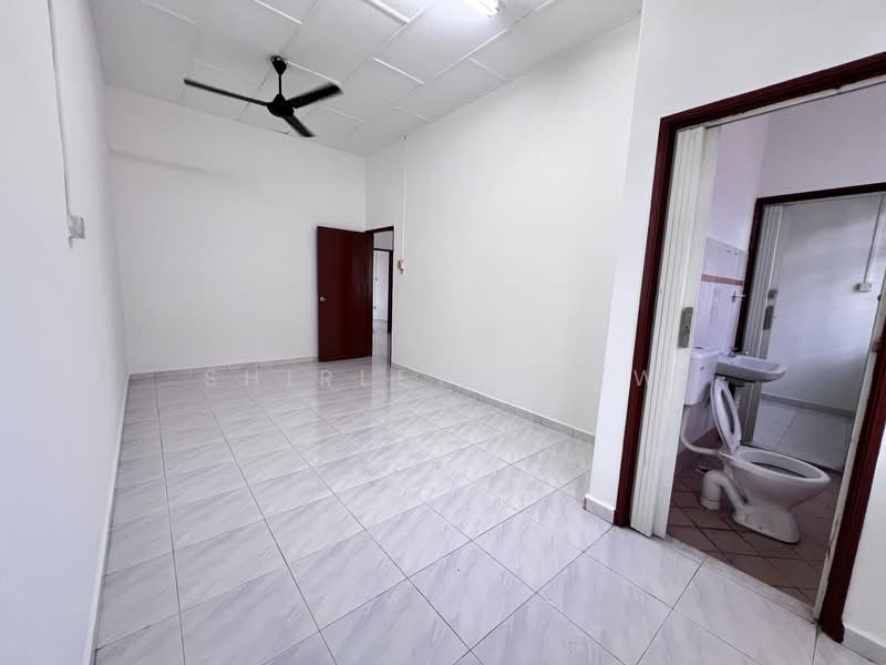 Service Residence for Sale at Taman Pulai Utama - Shirley Chew - Interior - PropertyGuru.com.my