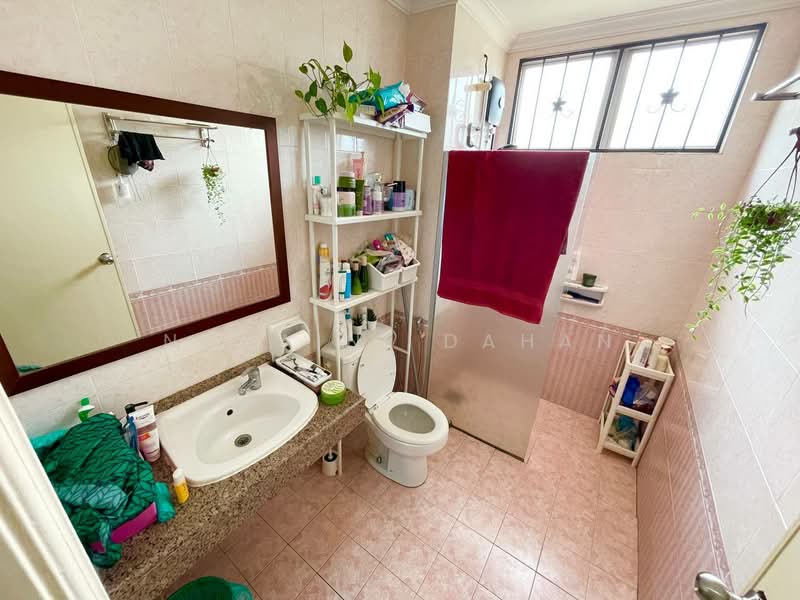 Bungalow for Sale in Bandar Mahkota Cheras (Cheras) - Noraini Dahan - Bathroom - PropertyGuru.com.my