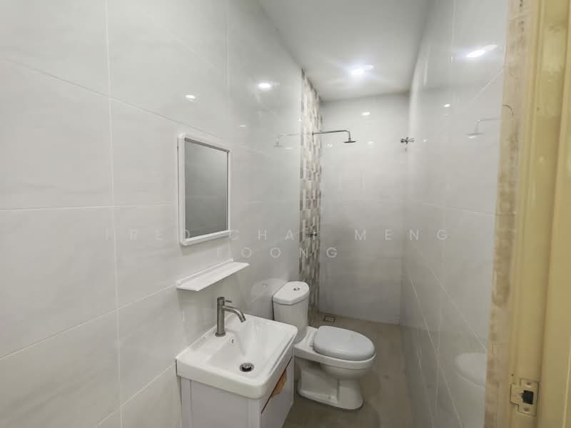 Taman Cuepacs untuk Untuk Dijual - RM 1,130,000, Mac 2026 - Bathroom - PropertyGuru.com.my