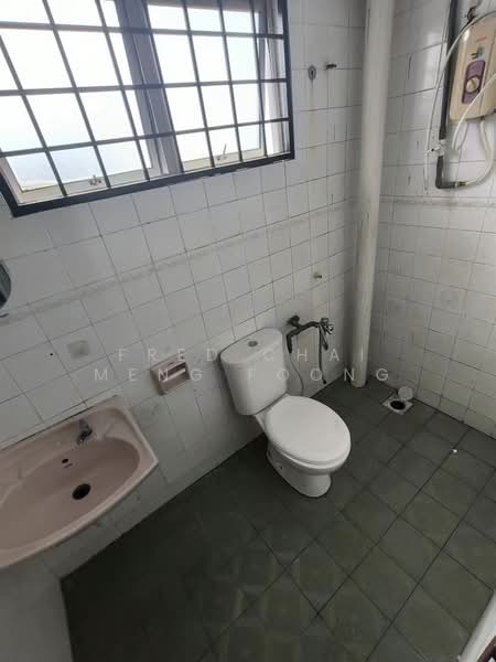Bandar Damai Perdana untuk Untuk Dijual - RM 560,000, Mac 2026 - Bathroom - PropertyGuru.com.my