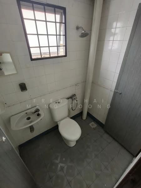 Bandar Damai Perdana untuk Untuk Dijual - RM 560,000, Mac 2026 - Bathroom - PropertyGuru.com.my