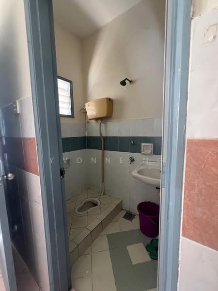 Bukit Indah untuk Untuk Disewa - RM 1,800 /bulan, Mac 2026 - Bathroom - PropertyGuru.com.my