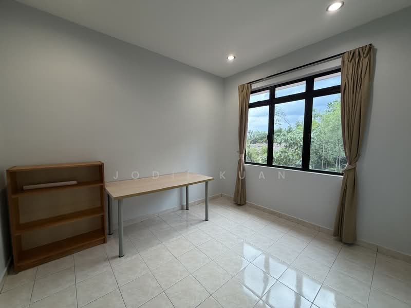 Golf Vista Resort Homes untuk Untuk Disewa - RM 2,000 /bulan, Mac 2026 - Bedroom 2  - PropertyGuru.com.my